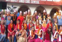 भाइटिका महोत्सव मा १३ देशका ३५ पर्यटकले टिका ग्रहण
