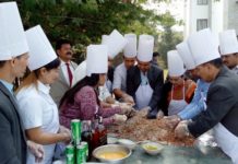 पोखराका होटलहरुमा क्रिसमस र अंग्रेजी नयाँ वर्षको स्वागतको तयारी सुरु