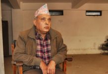 एक लाख रुपैयाँ घुस लिँदै गर्दा नायब सुब्बा पक्राउ